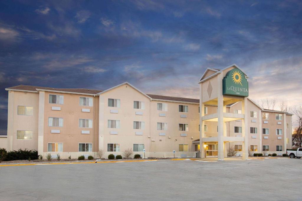 La Quinta Inn by Wyndham Lincoln Main image 1